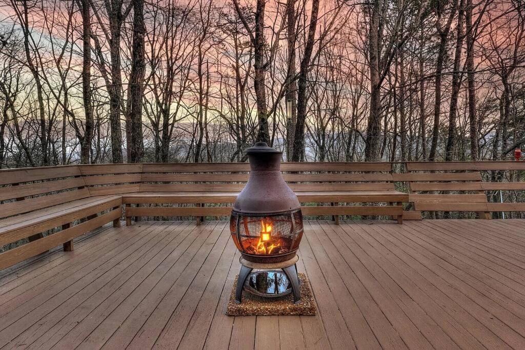 Blue Ridge Bliss- Spacious Cabin, Pets, Hot Tub! Εξωτερικό φωτογραφία