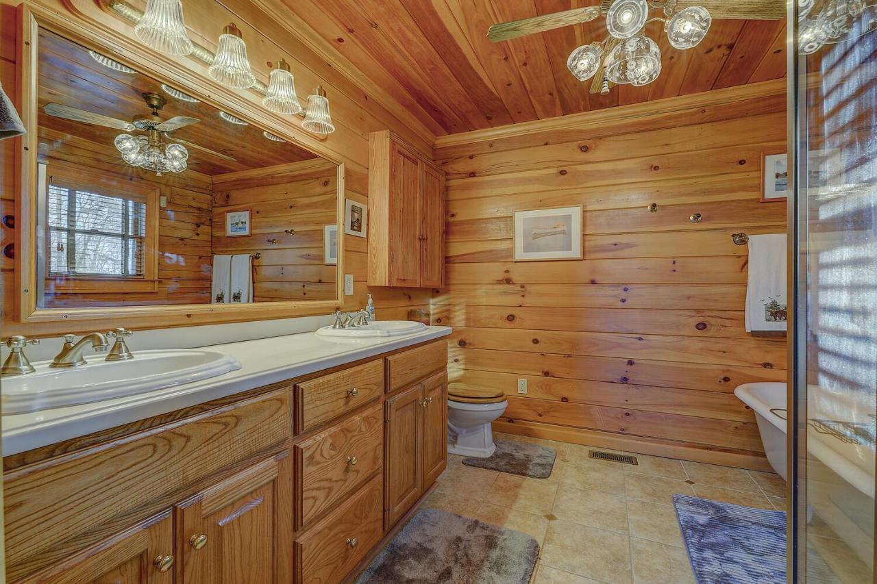 Blue Ridge Bliss- Spacious Cabin, Pets, Hot Tub! Εξωτερικό φωτογραφία